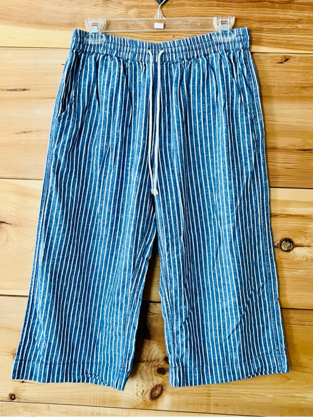 beachlunchlounge Linen/Cotton Margot Blue & White Striped Cropped Pants Coastal